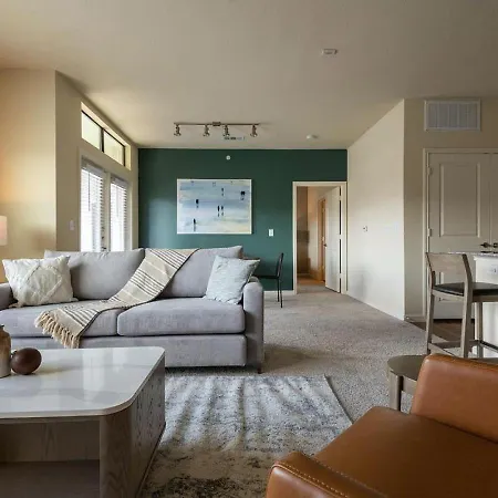 Landing At Bridge At Southpark Meadows - 3 Bedrooms In Slaughter Creek